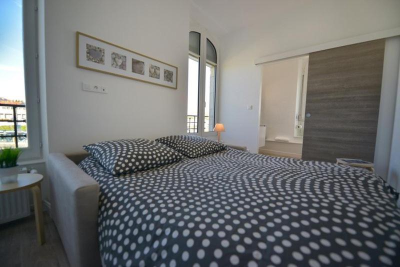 Appartment Les Suites Du Parc Besançon Pokój zdjęcie